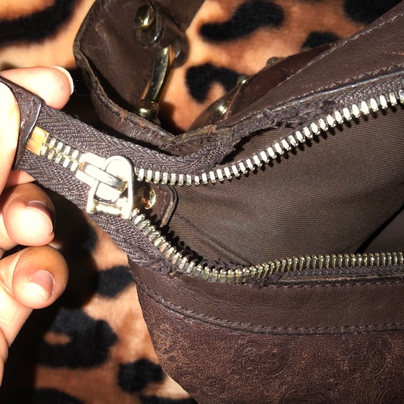 SALE!Authentic Gucci leather small GG shoulder bag - Picture 4 of 6